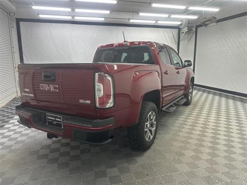 2017 GMC Canyon SLE
