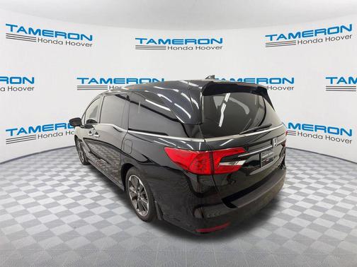 Crystal Black Pearl 2023 Honda Odyssey Elite