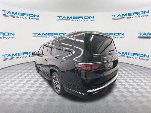 2024 Jeep Wagoneer L Series II 4x2