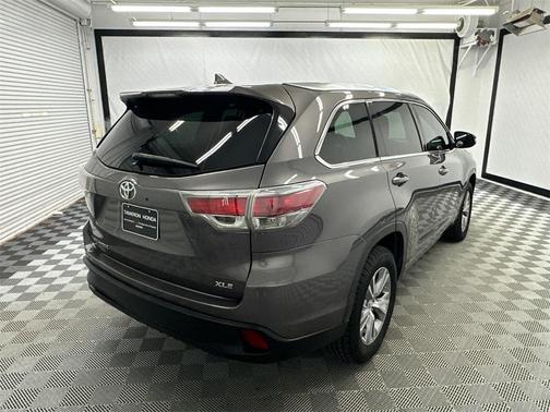 2014 Toyota Highlander XLE