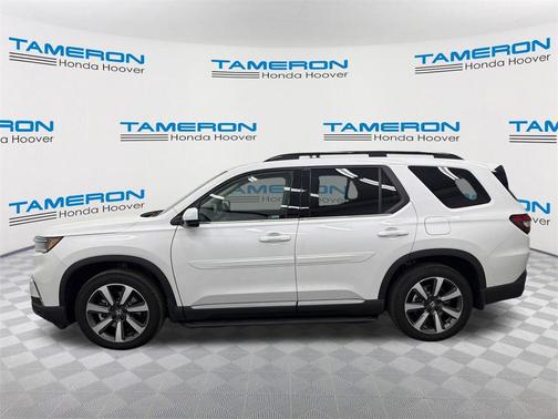 2025 Honda Pilot Touring 8-Passenger