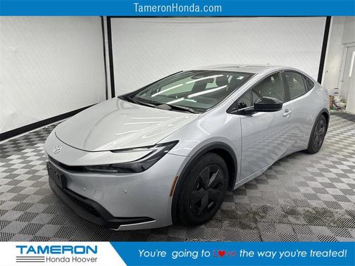 2024 Toyota Prius LE