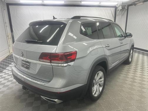 2022 Volkswagen Atlas 3.6L SE w/Technology