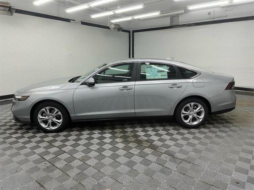 2025 Honda Accord LX 1.5T