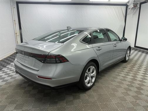 2025 Honda Accord LX 1.5T