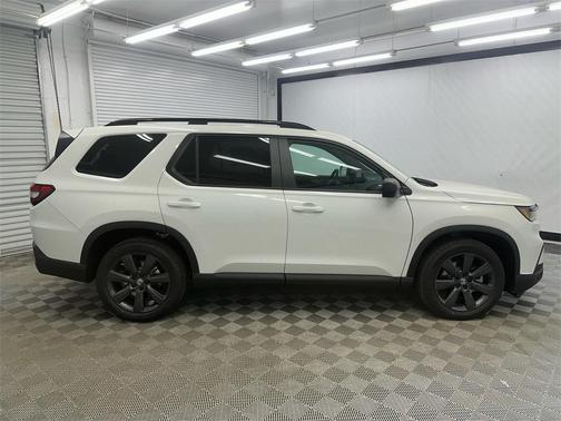 2025 Honda Pilot Sport
