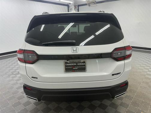 2025 Honda Pilot Sport