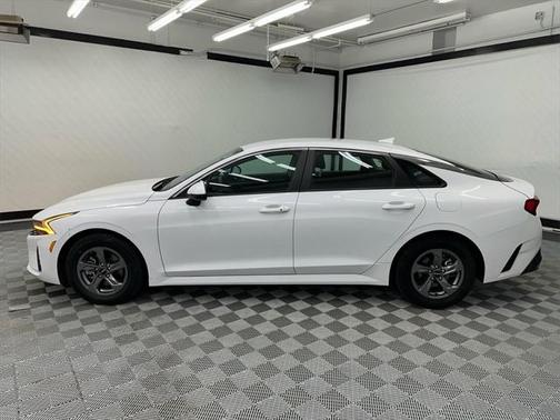 2023 Kia K5 LXS