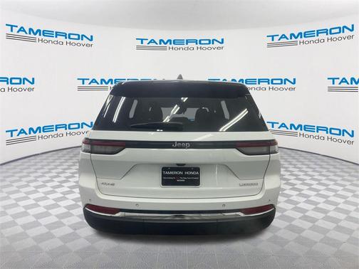 2023 Jeep Grand Cherokee Laredo