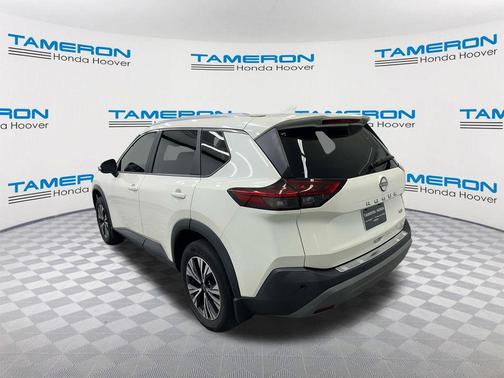 Pearl White Tricoat 2023 Nissan Rogue SV