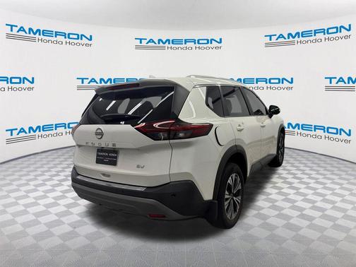 Pearl White Tricoat 2023 Nissan Rogue SV