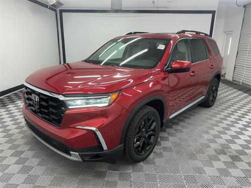 2025 Honda Pilot Touring 8-Passenger