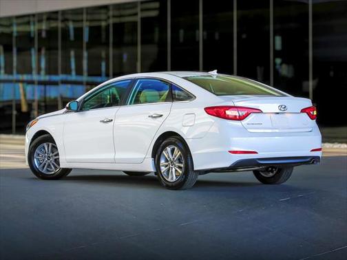2016 Hyundai SONATA SE