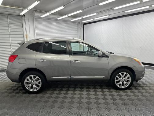 2011 Nissan Rogue SV