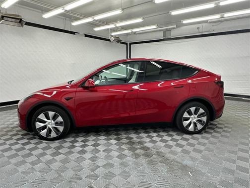 2023 Tesla Model Y Long Range Dual Motor All-Wheel Drive