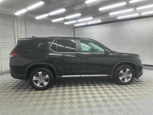 2023 Honda Pilot 2WD EX-L 8 Passenger