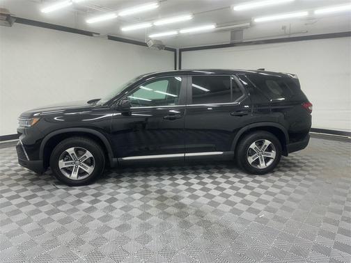 2023 Honda Pilot 2WD EX-L 8 Passenger