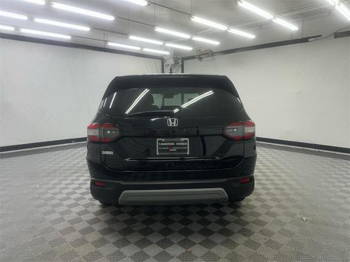 2023 Honda Pilot 2WD EX-L 8 Passenger