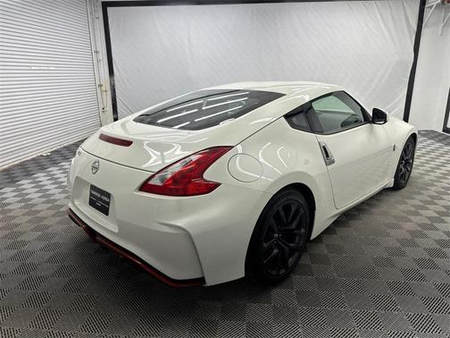 2016 Nissan 370Z Base