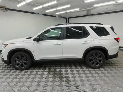 2025 Honda Pilot Sport