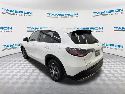 Platinum White Pearl 2023 Honda HR-V EX-L