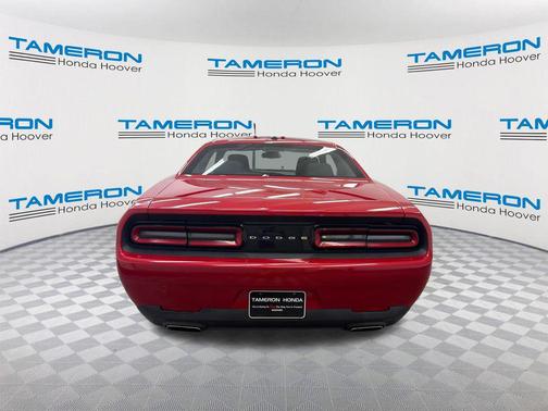 2016 Dodge Challenger SXT