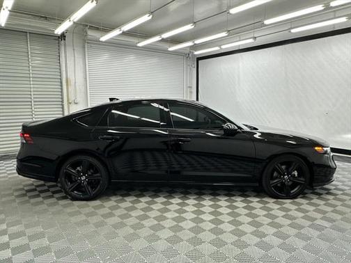 2023 Honda Accord Hybrid Base