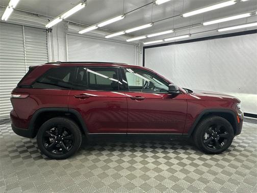 2023 Jeep Grand Cherokee Limited X