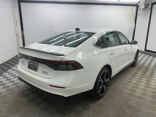 2025 Honda Accord Hybrid Base