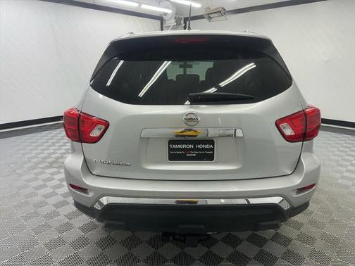 2018 Nissan Pathfinder S