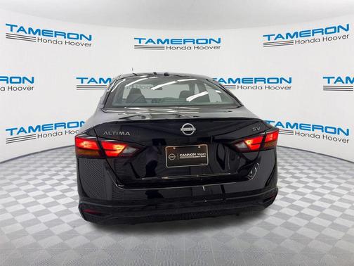 Super Black 2024 Nissan Altima 2.5 SV