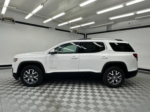 2023 GMC Acadia FWD SLT