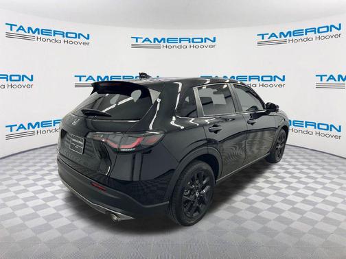 Crystal Black Pearl 2025 Honda HR-V AWD Sport