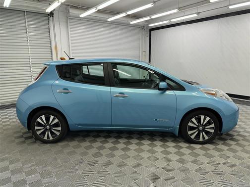 2015 Nissan Leaf SL