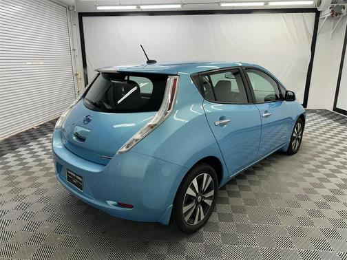 2015 Nissan Leaf SL