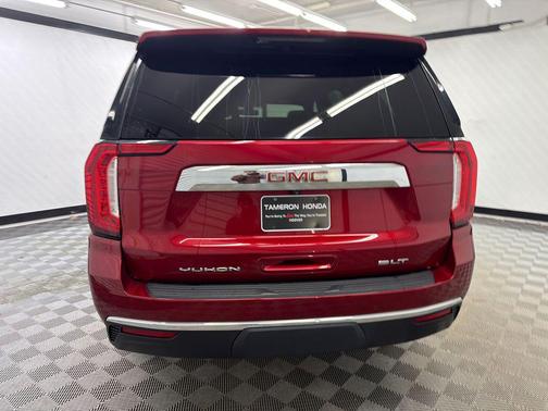 2021 GMC Yukon SLT