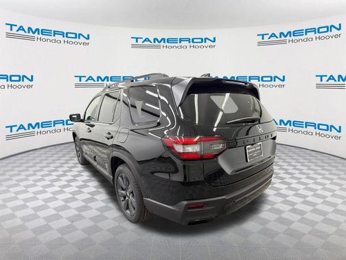 Crystal Black Pearl 2026 Honda Pilot Sport