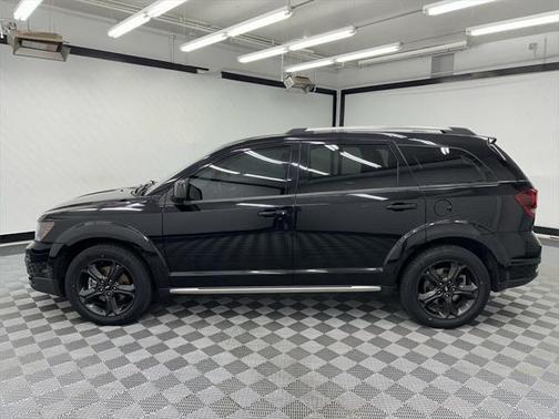 2020 Dodge Journey Crossroad