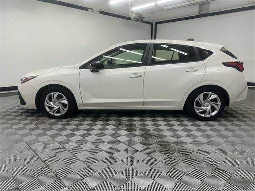 2024 Subaru Impreza Base