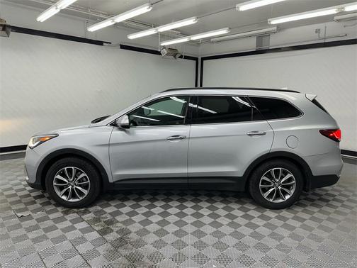 2017 Hyundai SANTA FE Limited