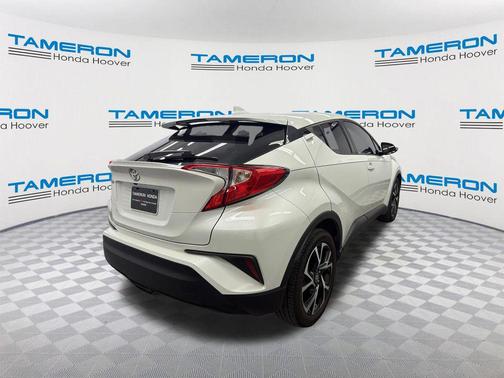 Blizzard Pearl 2020 Toyota C-HR XLE