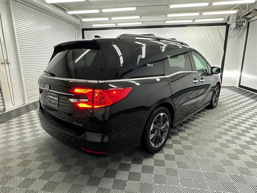 2021 Honda Odyssey Elite