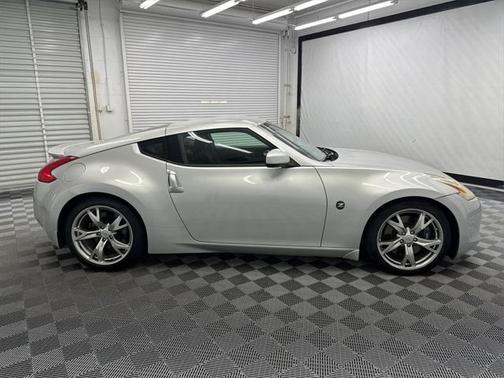 2009 Nissan 370Z Touring