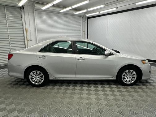 2013 Toyota Camry LE
