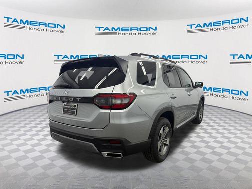 Solar Silver Metallic 2026 Honda Pilot EX-L