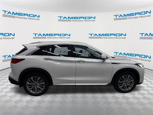 2024 INFINITI QX50 LUXE