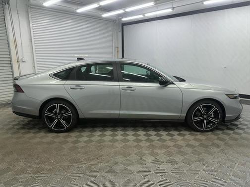 2025 Honda Accord Hybrid Base