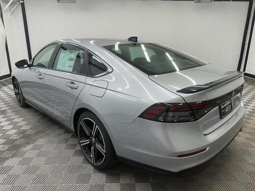 2025 Honda Accord Hybrid Base