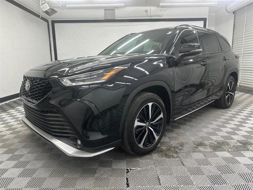 2021 Toyota Highlander XSE