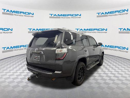 Magnetic Gray Metallic 2016 Toyota 4Runner SR5